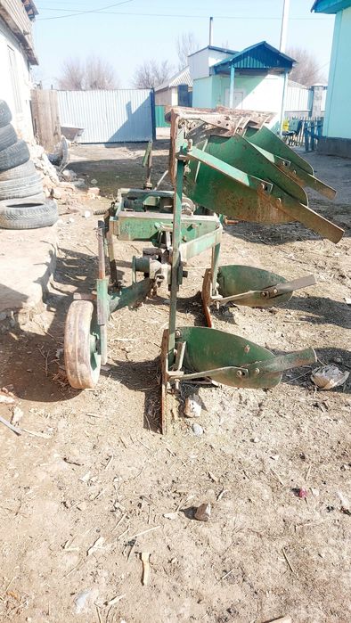 Плуг немецкий двухкорпусный