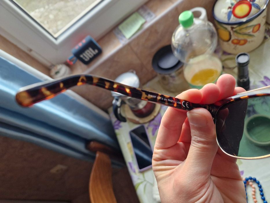 Ochelari de soare unisex – model tortoise, stare bună