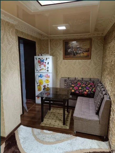 Срочно Продаётся Мукумий 1в2/2/4 с мебелью техникой ремонт хороший !