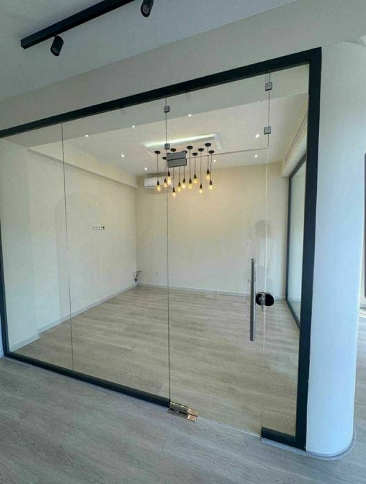 Продаётся коммерческое помещение (нежилое) Ц Квартал,  2 линия