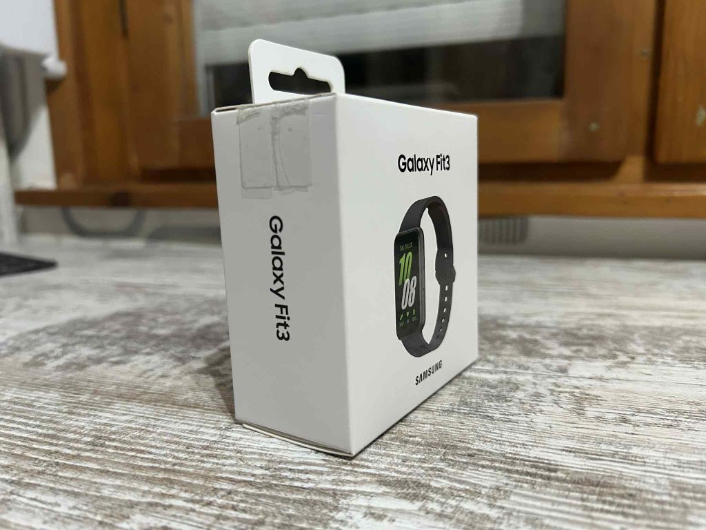 Samsung Galaxy Fit3 + Каишка