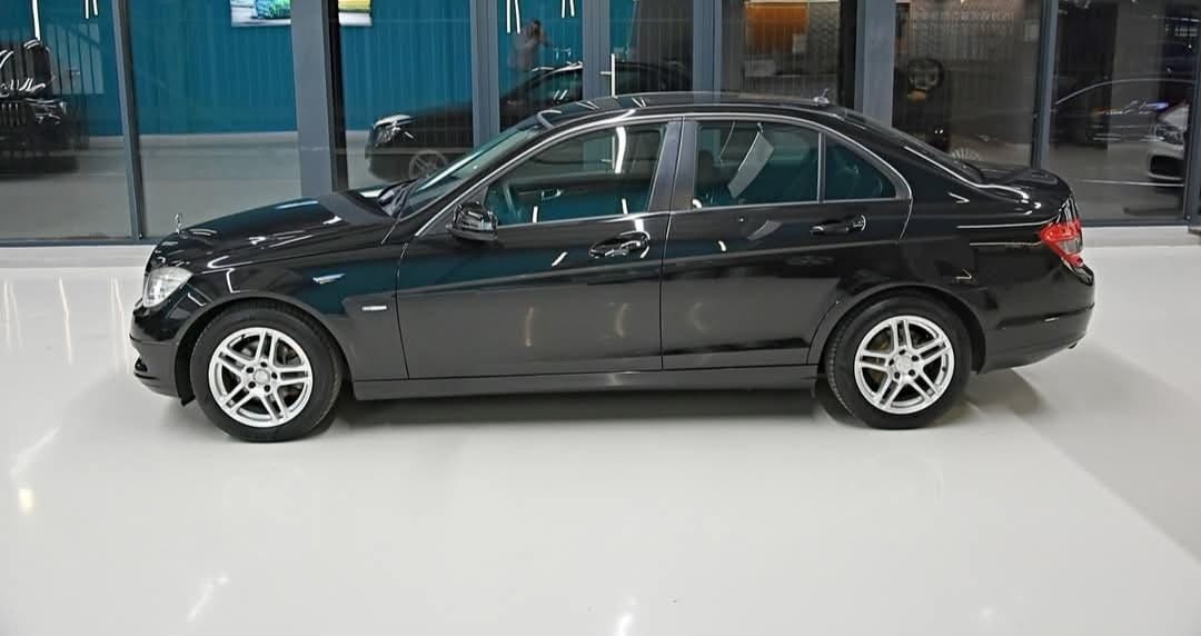 Mercedes C180 Kompressor 1,6 benzina