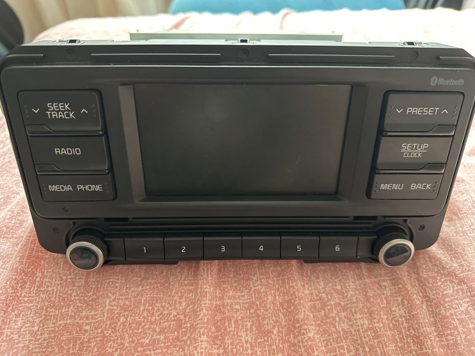 Штатная магнитола Kia rio x line 2021 с блютуз