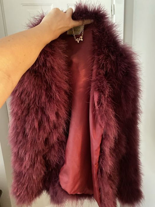 Сако от паунови пера