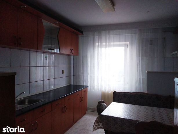 Garii-colt cu Bucovinei, apartament 3 camere!