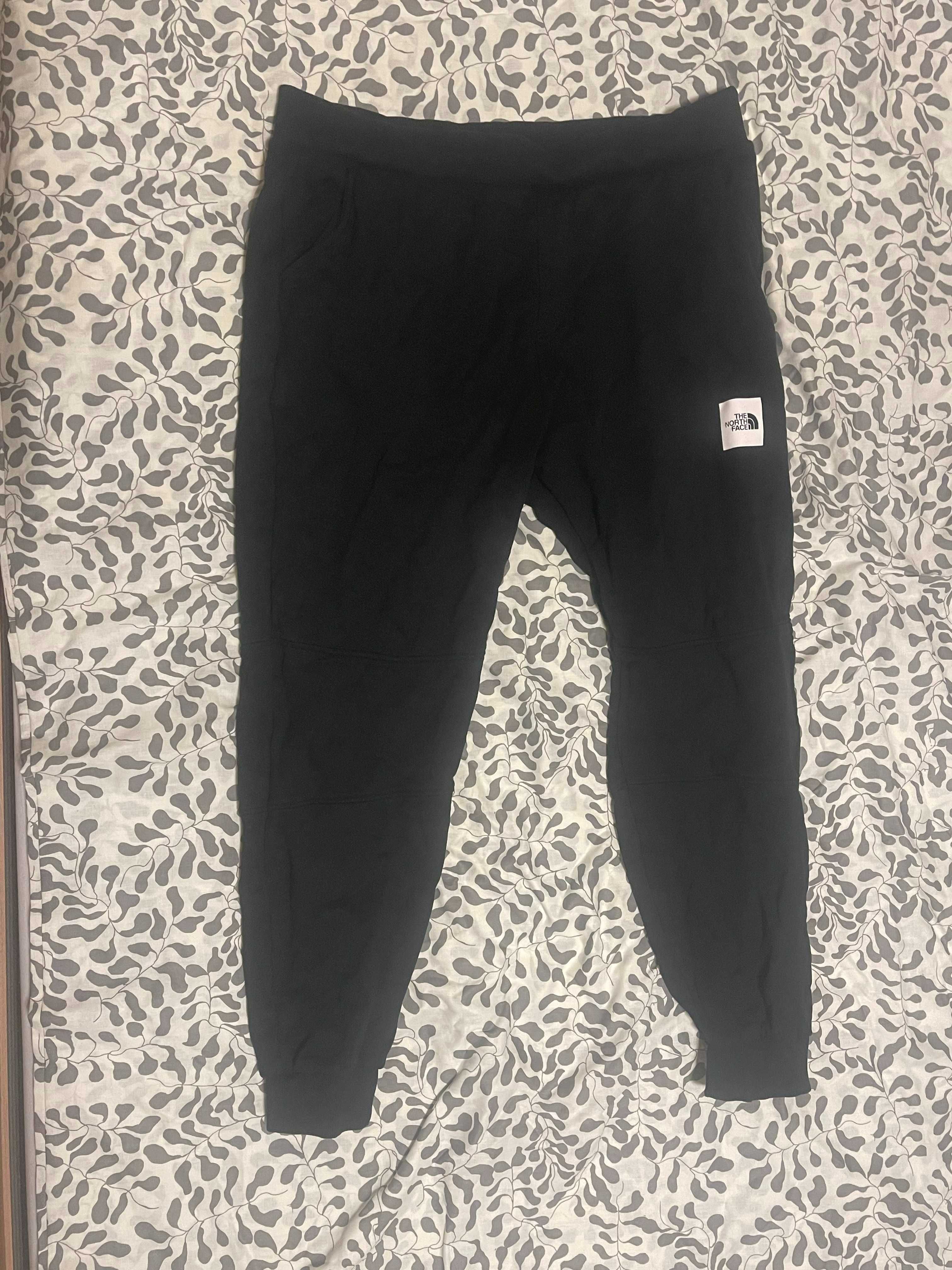 Спортно долнище THE NORTH FACE