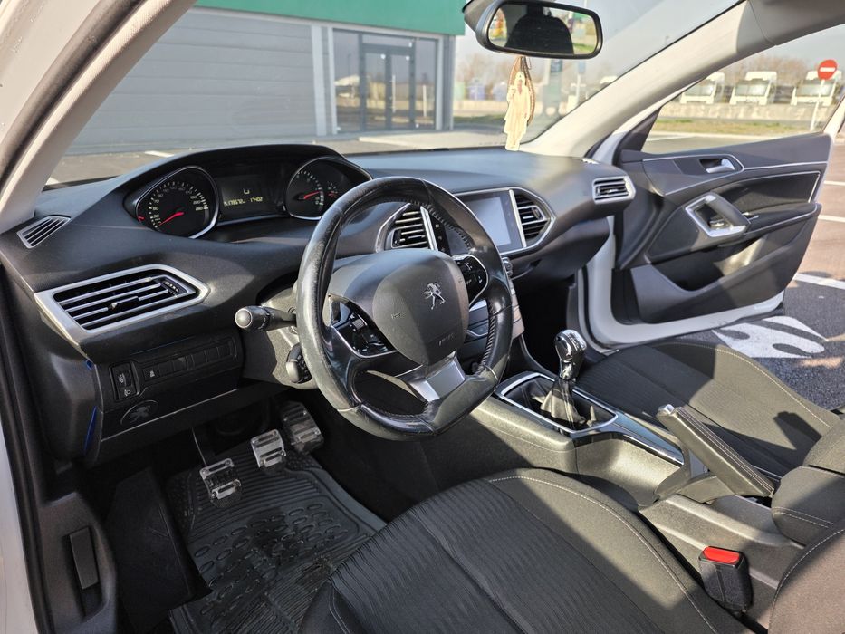 Peugeot 308 1.6 HDi, 2014, Panoramic, 179.000 km