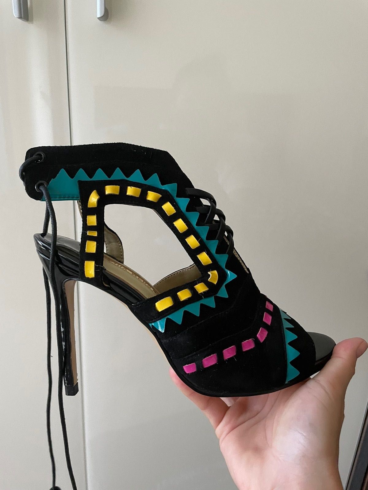 Нови обувки Sophia Webster ! НАМАЛЕНИЕ 160