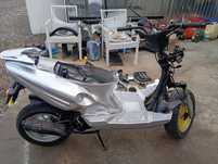 Vând schimb scuter Kimco49 cc Motor funcțional 4 timpi