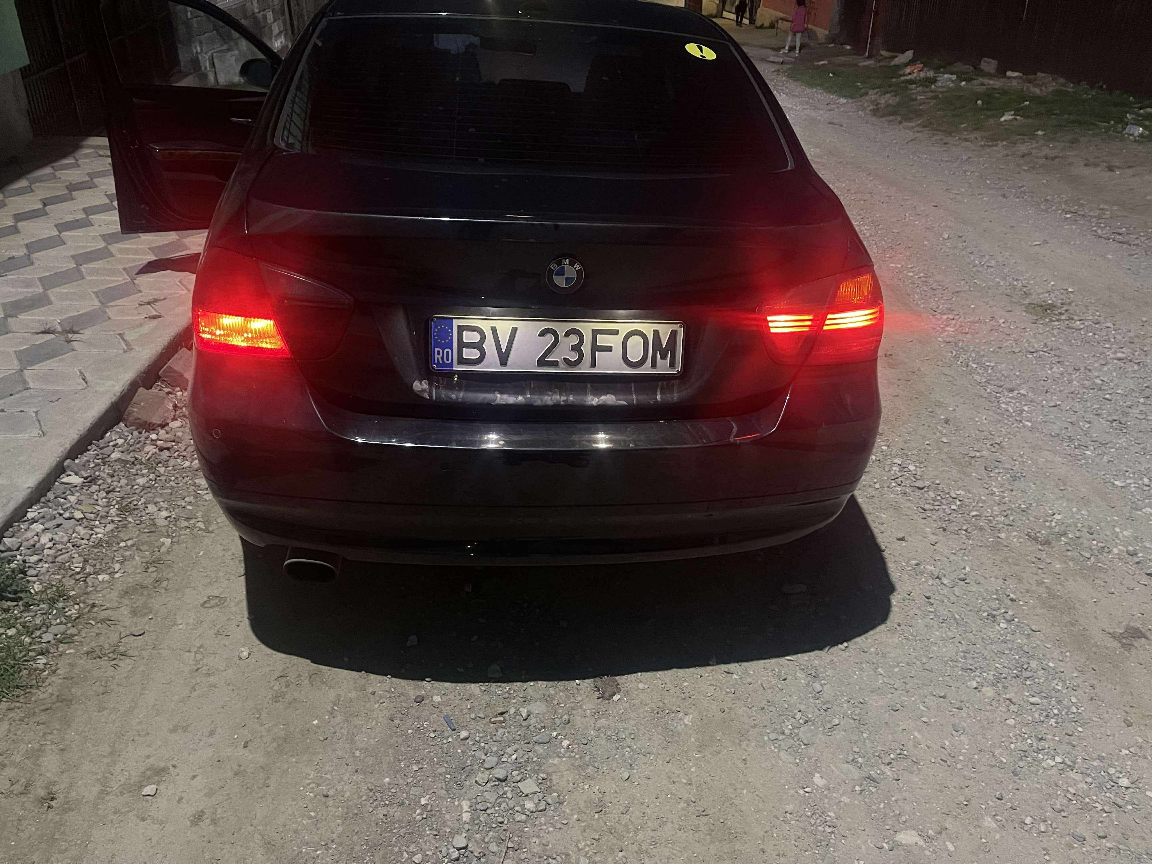 Vând BMW e 90 2.0 diesel pret 3400 €