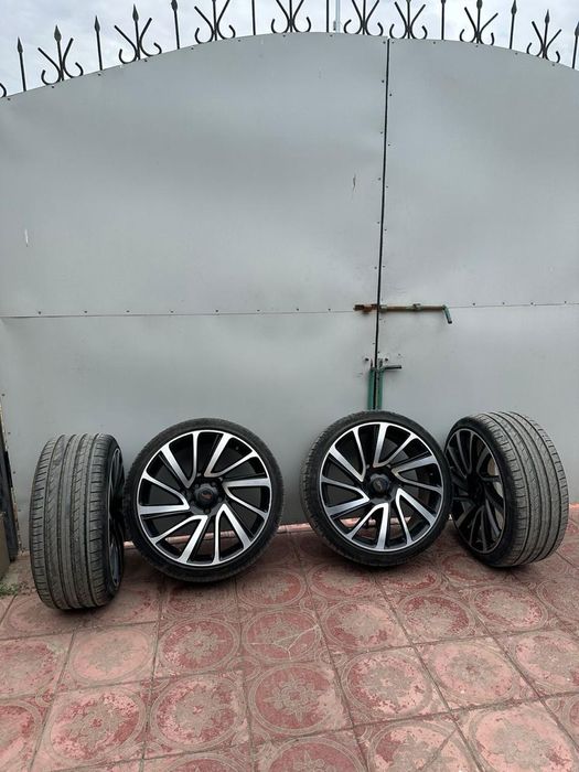 Дискы шевролет нивадан тускен  покришкымен 245/35 /20
