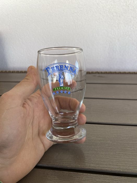 Pahare bere, suc, apa, draft