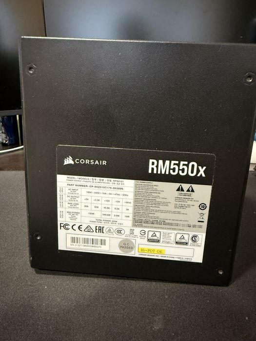 Sursa CORSAIR RM550x 80+ Gold full modulara, ca nou