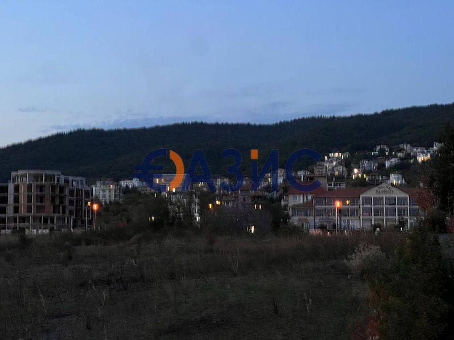 Продава се Тристаен апартамент в Свети Влас - 100 кв.м за 1500 €/кв.м - Снимка #8