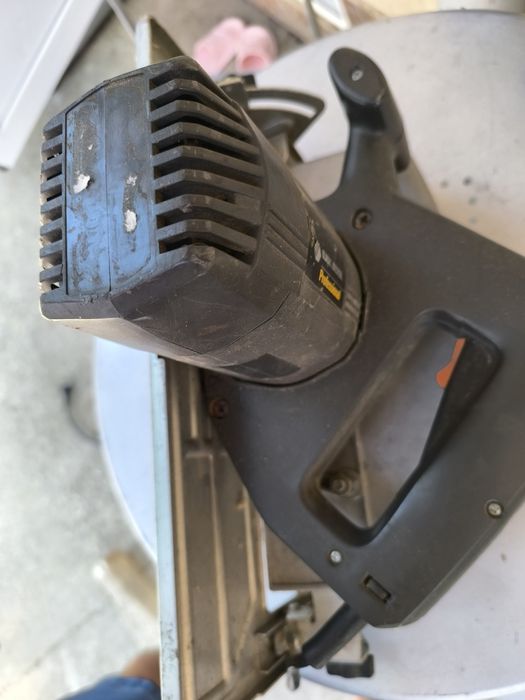 Circular profesional Black & Decker