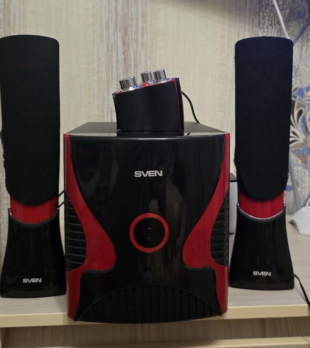 Продам колонки и сабвуфер