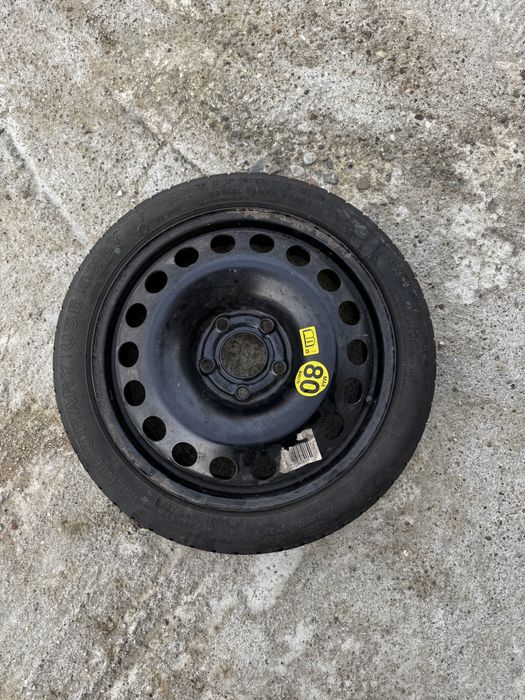 Vand roata de rezerva