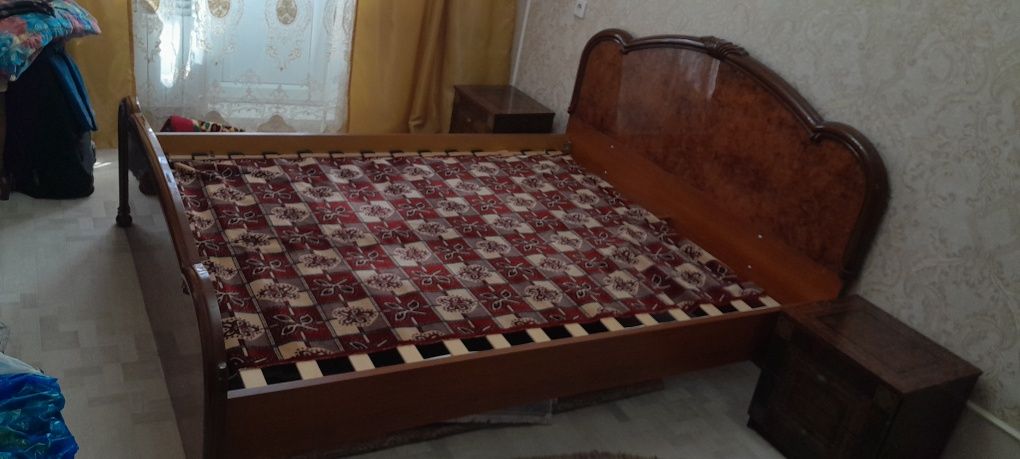 Продам кровать 2х спальную