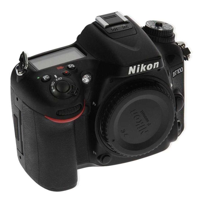 Nikon D7100 с обектив Nikon AF-S Nikkor 50mm