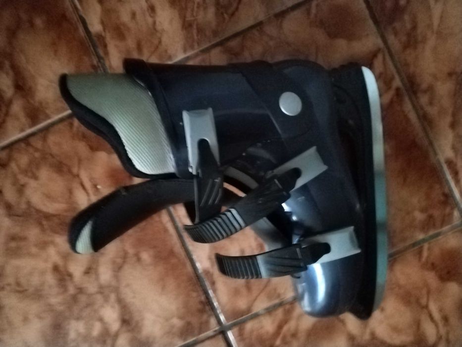 vand patine baieti marimea 38