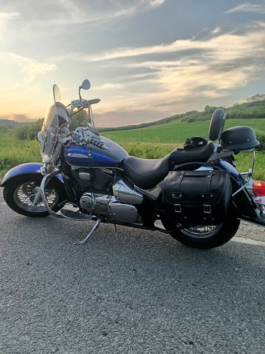 Suzuki VL800 Intruder