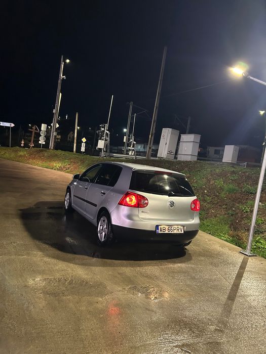 Vand Golf 5 Impecabil