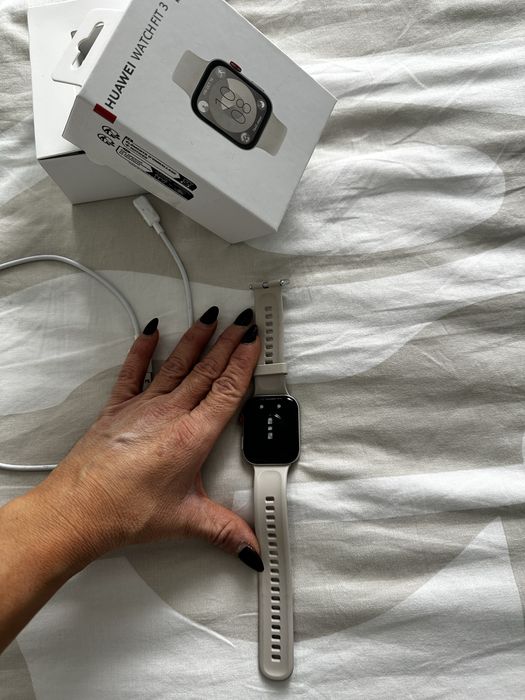 Часовник Huawei Fit - КАТО НОВ