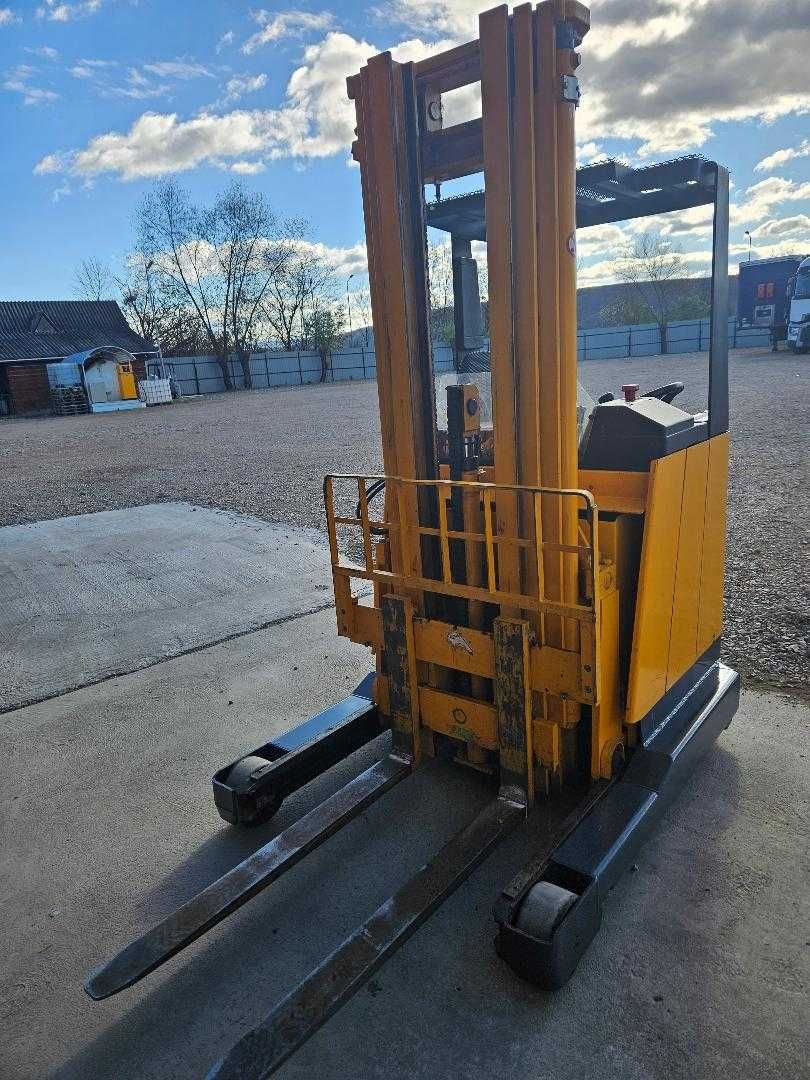 stivuitor richtruck  jungheinrich  retractabil  h 5,5 m , baterie 2018