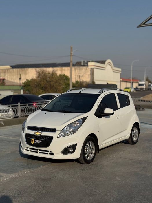 Спарк насияга сотилади 2023 йил оқ