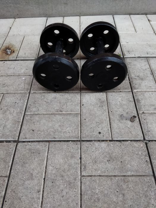 Продам гантели..