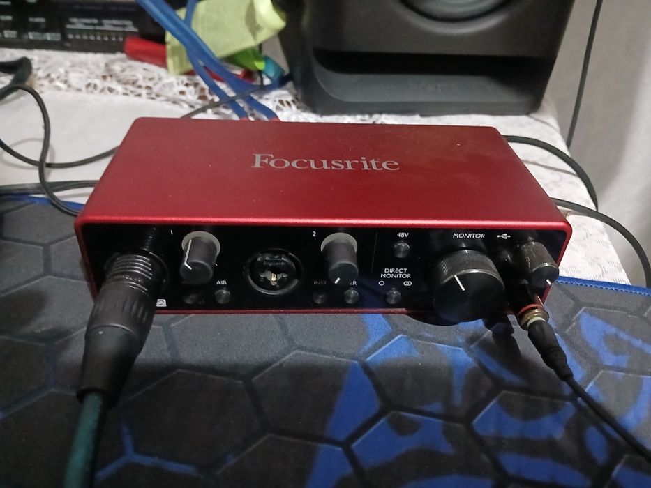 Звуковой карта FOCUSRITE