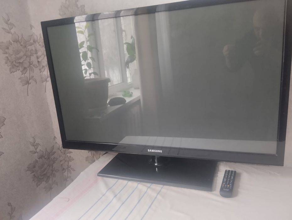 Телевизор Samsung! 127 см, в отличном состояни.