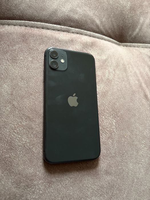 iPhone 11 — 64 ГБ