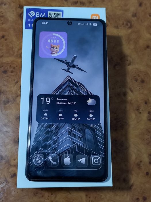 Redmi Note 12 pro+ 5G Midnight Black 8/256+Smart Watch. Есть доставка