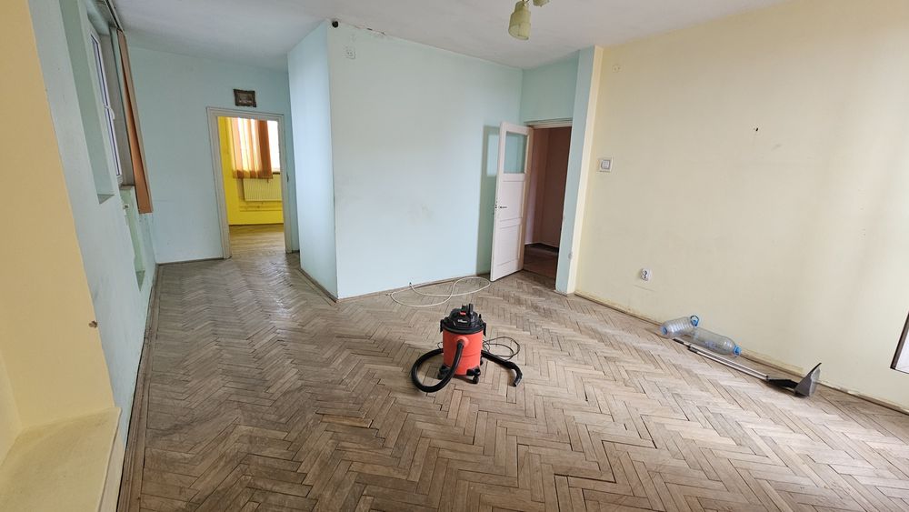 Apartament doua camere