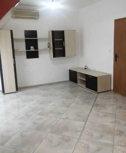 Дава се под наем Двустаен апартамент в Бургас, Меден рудник - зона А - 73 кв.м за 153 € - Снимка #1