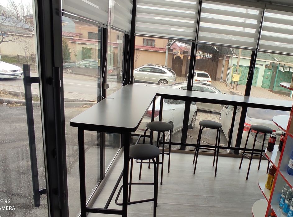 Барные стойки железные для кафе  бар столовый магазин итд