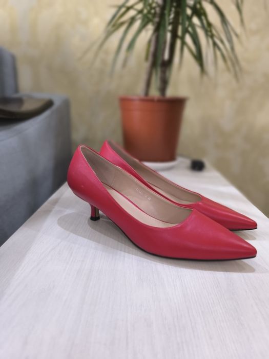 Продаю туфли. Новые