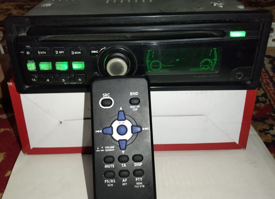 Clarion magnitafon Sotiladi!!!