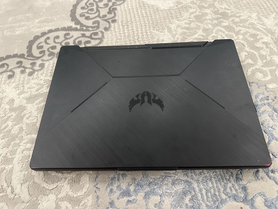 Ноутбук asus tuf gaming f15 16gb/1650GTX/1TB SSD/i5 10300H