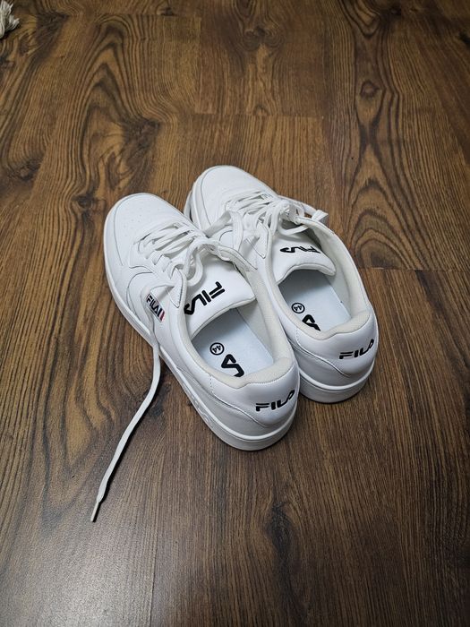Adidași FILA mărimea 44