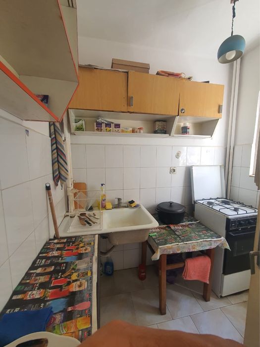 Vând garsonieră confort I etajul 1 UTA