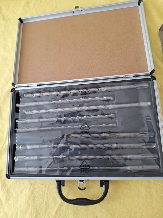 Trusa set burghie pentru ciocan rotopercutor SDS, buc = 12