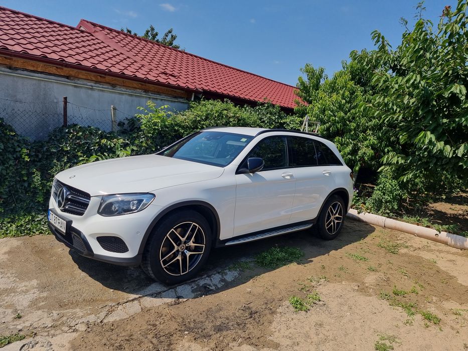 Vand Mercedes-Benz GLC /250 4Matic/AMG Line/Burmester/Distronic