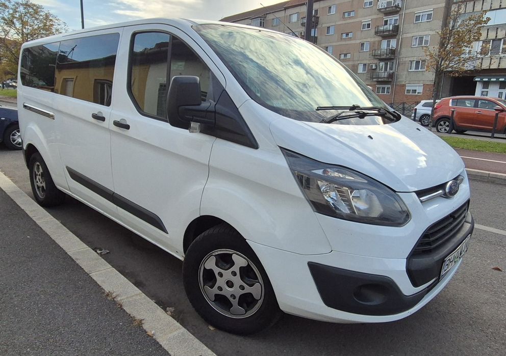 Vând Ford transit custom maxi / long