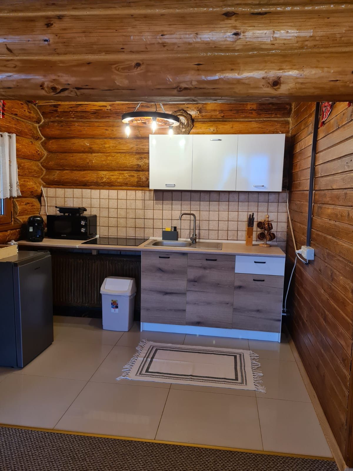 Cabana de închiriat