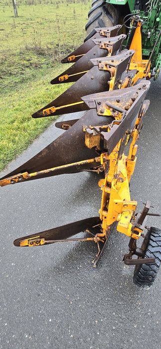 Plug huard cu 4 brazde reversibil 3+1 QR65 T