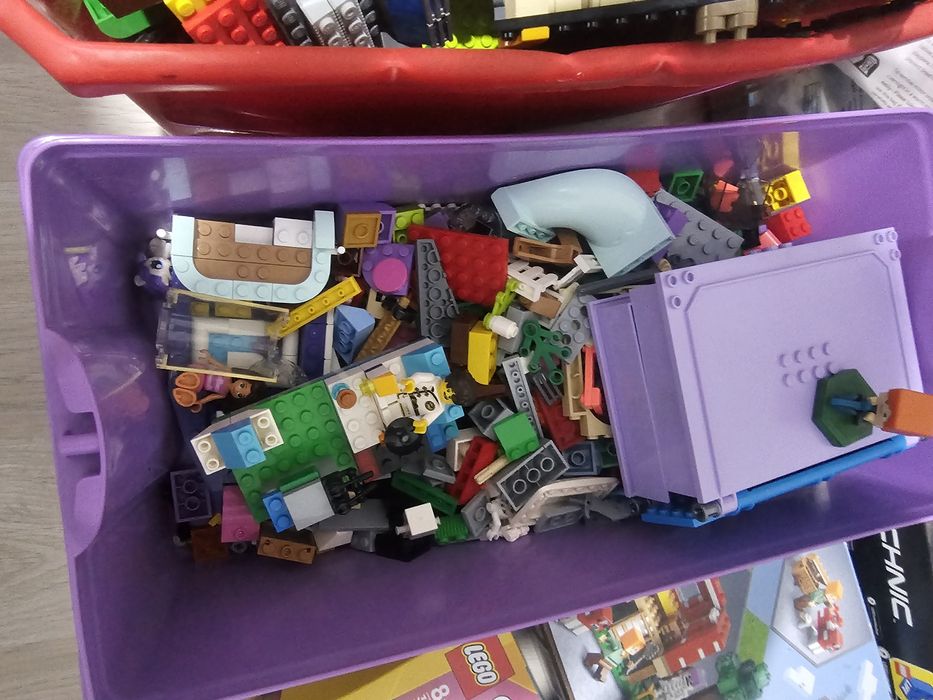 Vand piese lego 7kg