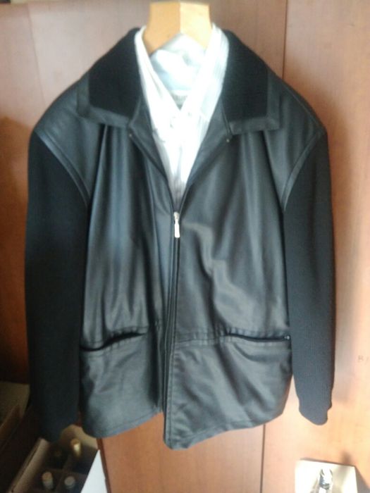 Продавам кожено яке купино от Гърция