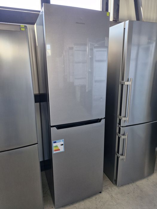 Хладилник с фризер HISENSE